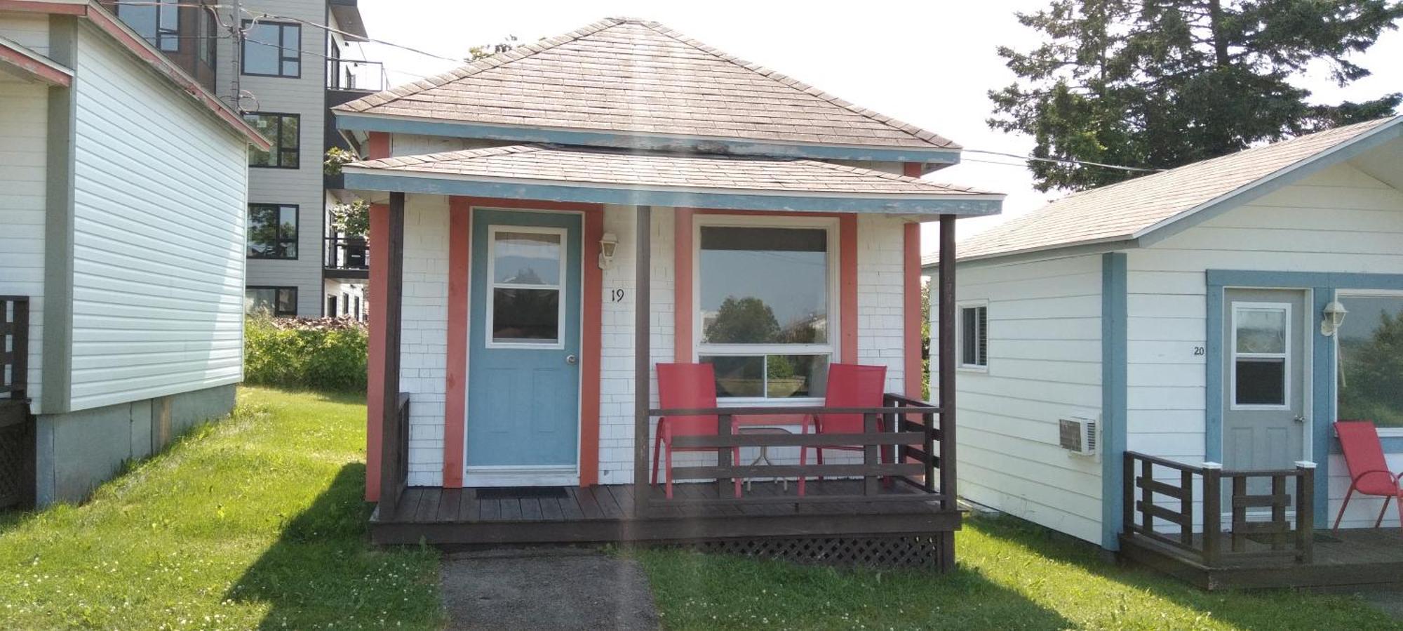 Motel Au Fleuve D'Argent รีวีแยร์-ดู-ลู ภายนอก รูปภาพ