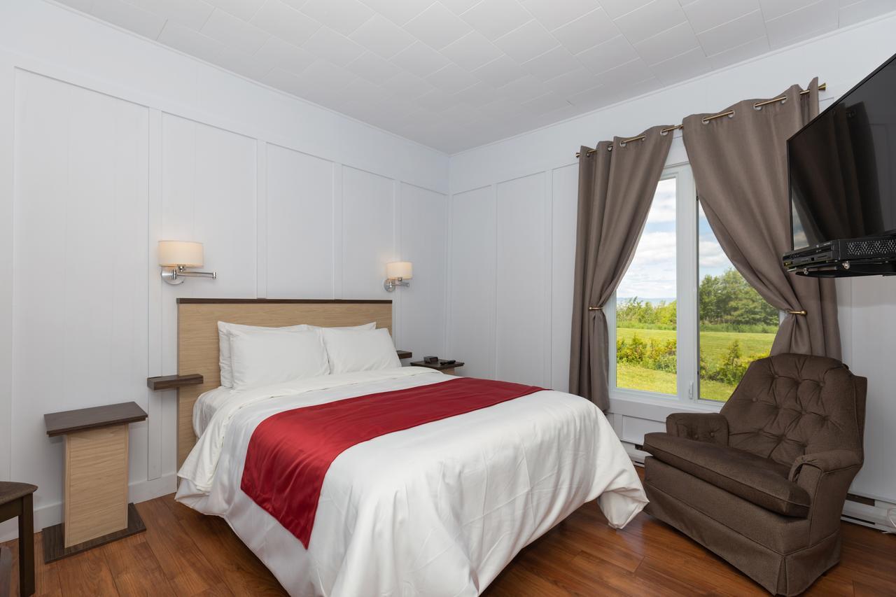 Motel Au Fleuve D'Argent รีวีแยร์-ดู-ลู ภายนอก รูปภาพ